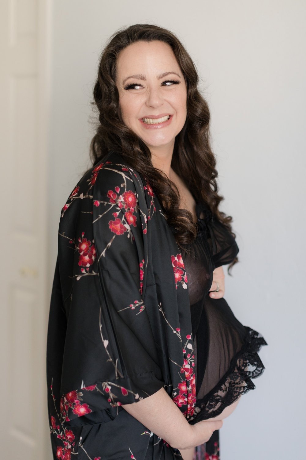 Pregnant Boudoir // Wholesome Brunette Shows off Voluptuous Tits #7lbpqQdX