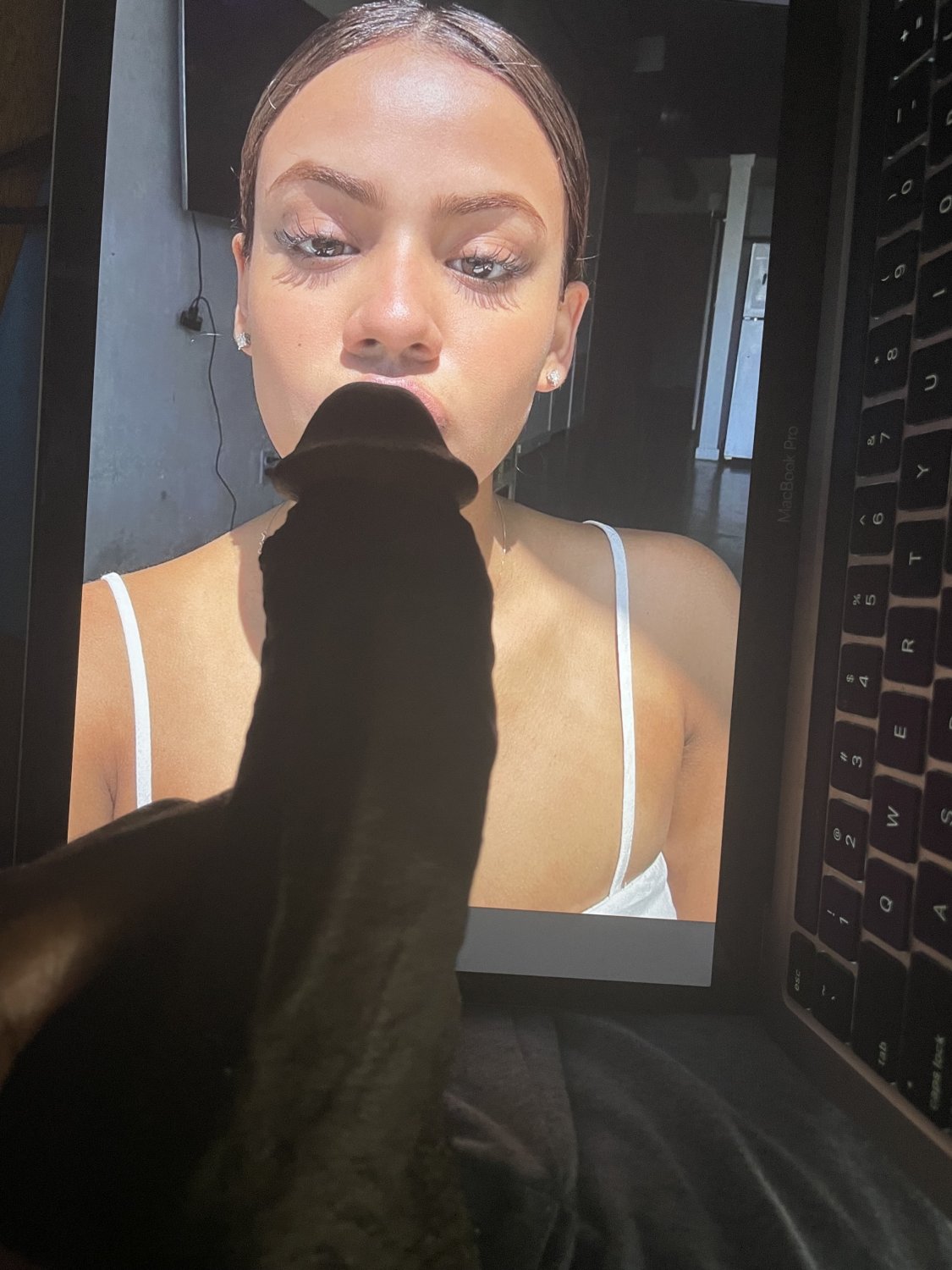 BBC Cumtribute to Pretty Latina with Sexy Pouting Lips #07J4o0Gi