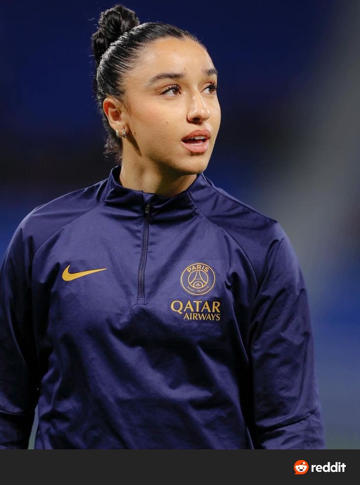 Sakina Karchaoui #AOVRW1lE