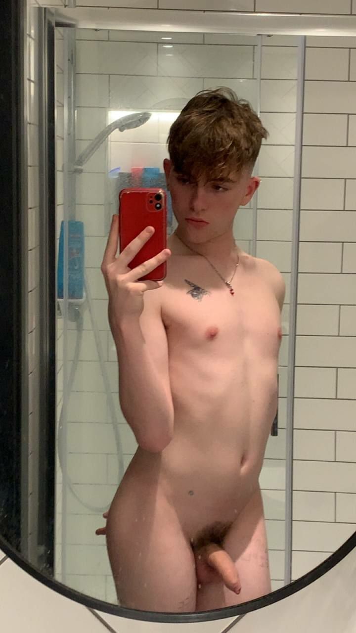 Femboy fag #4G2JhI6a