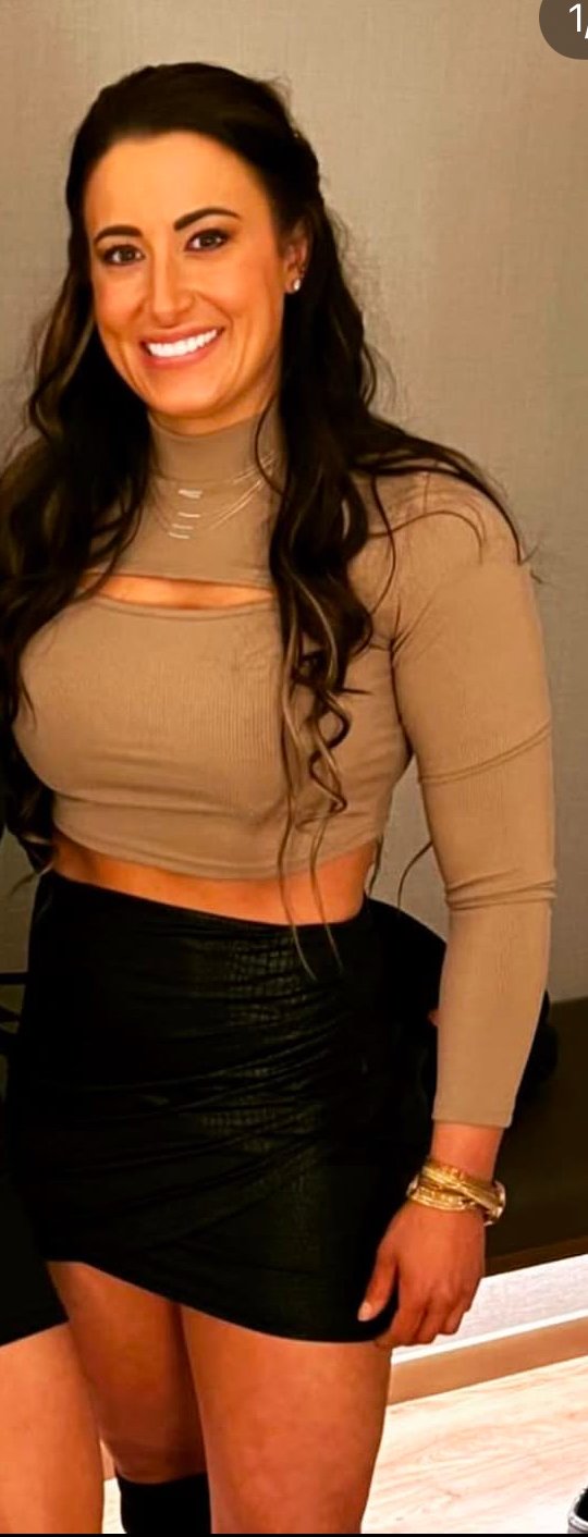 Brunette Milf Single Mom -Repost if you’d fuck #3VRFqa6z