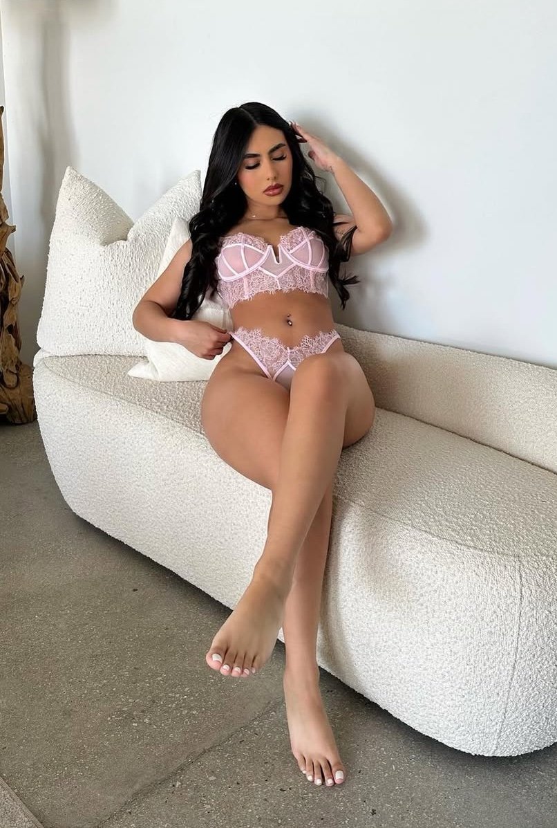 Petite Latina Wants A CumTrib #3VKNI9uN