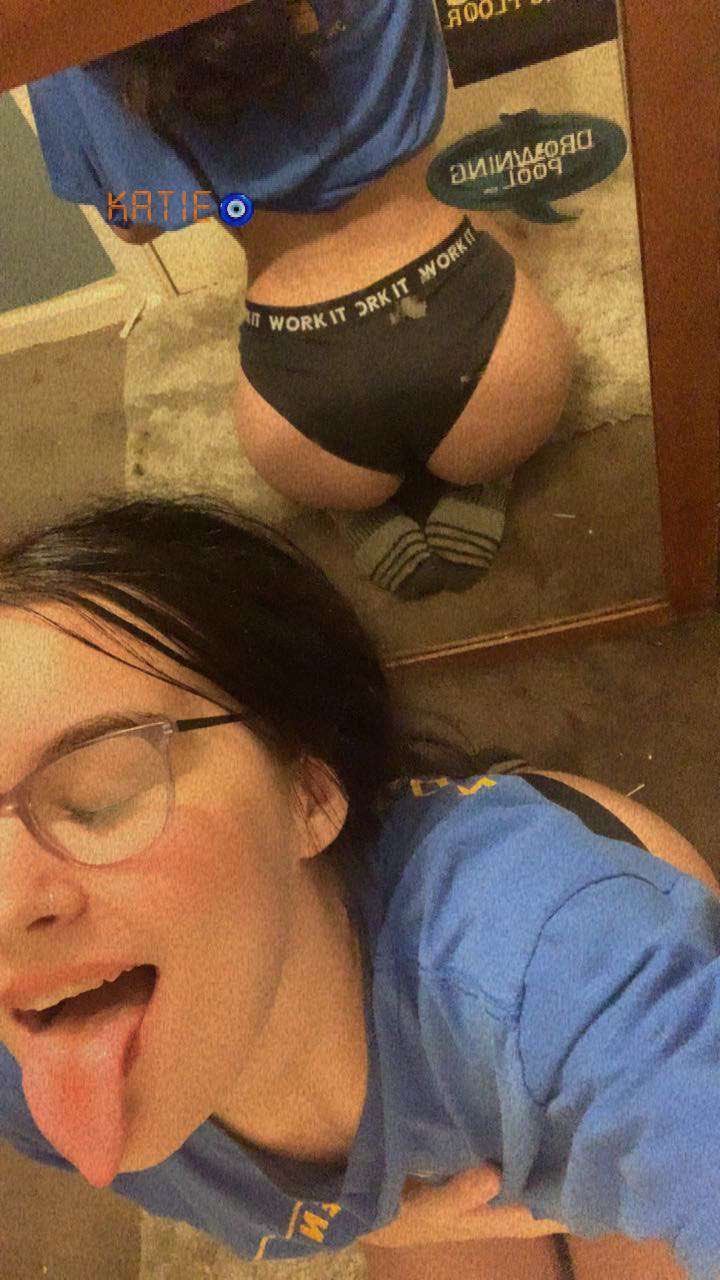 White trash Katie #4uR6Qoqa