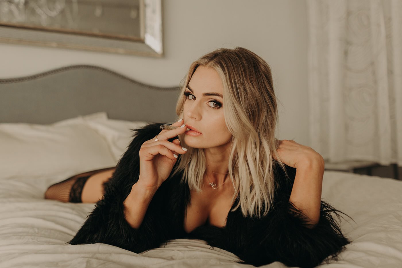 Glamorous Blonde Boudoir #XkJBI8nz