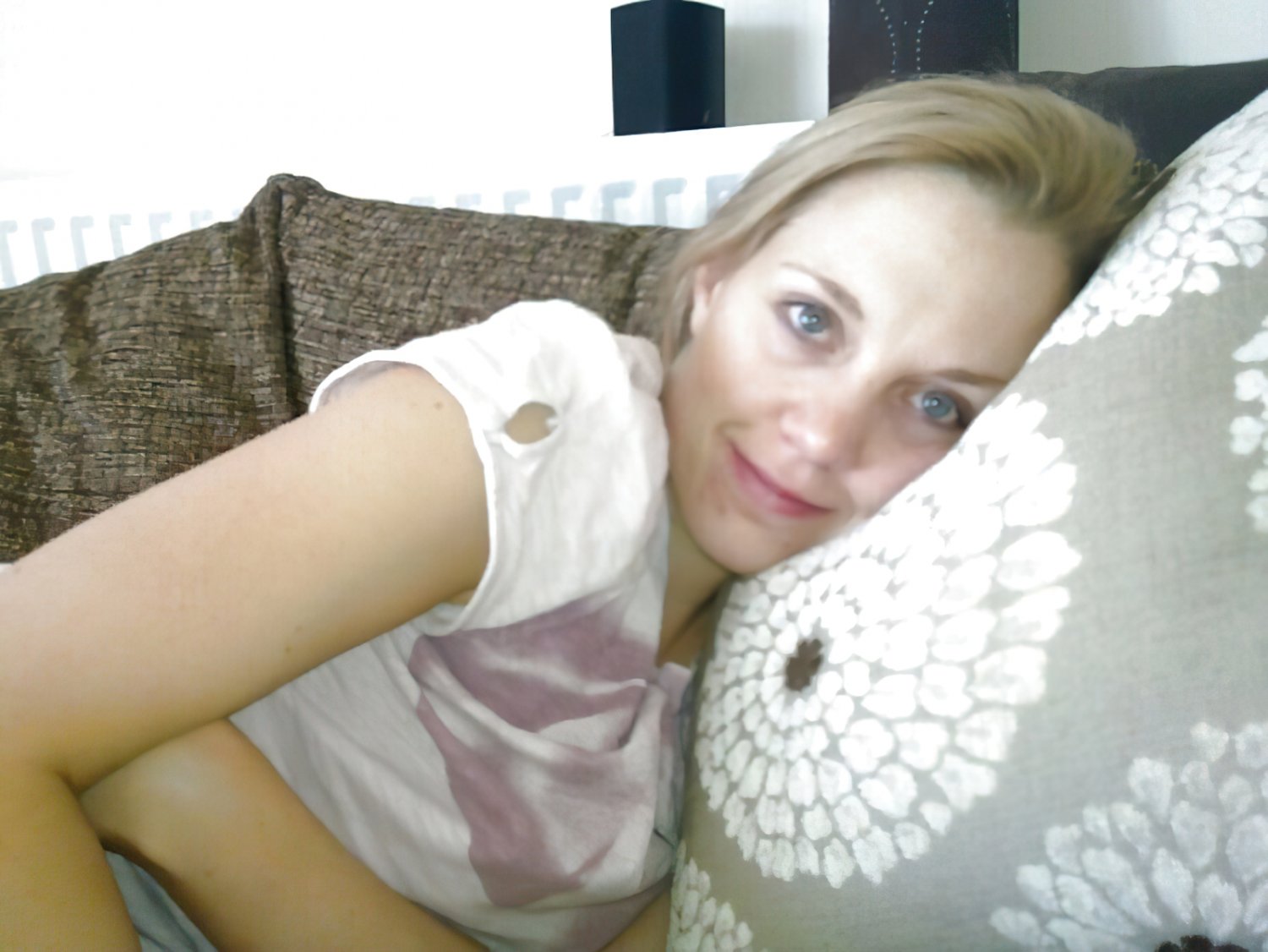 Naked MILF Carrie #EGhsMnQD