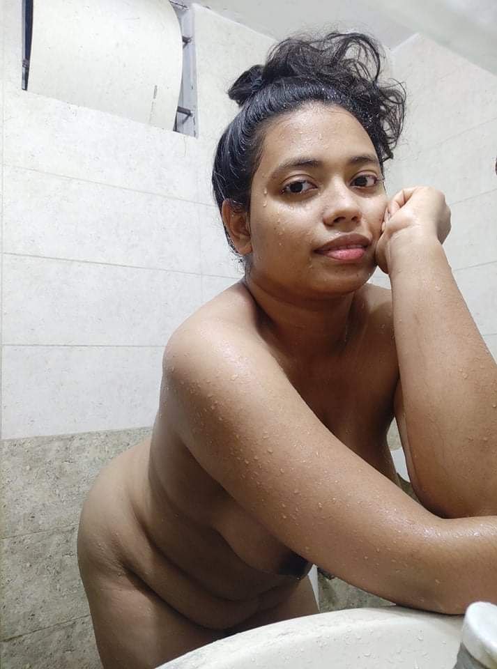 Desi Horny Chubby GF Giving BJ And Fucked By BF #t63NyIOE