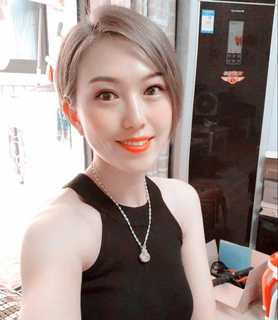 Japanese Asian #GZv8cimE
