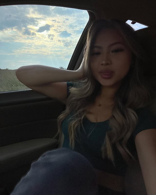 Sexy petite ABG teen Kaleizah #MuADg2mu